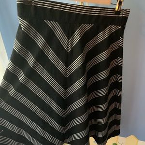 chevron black and white skirt